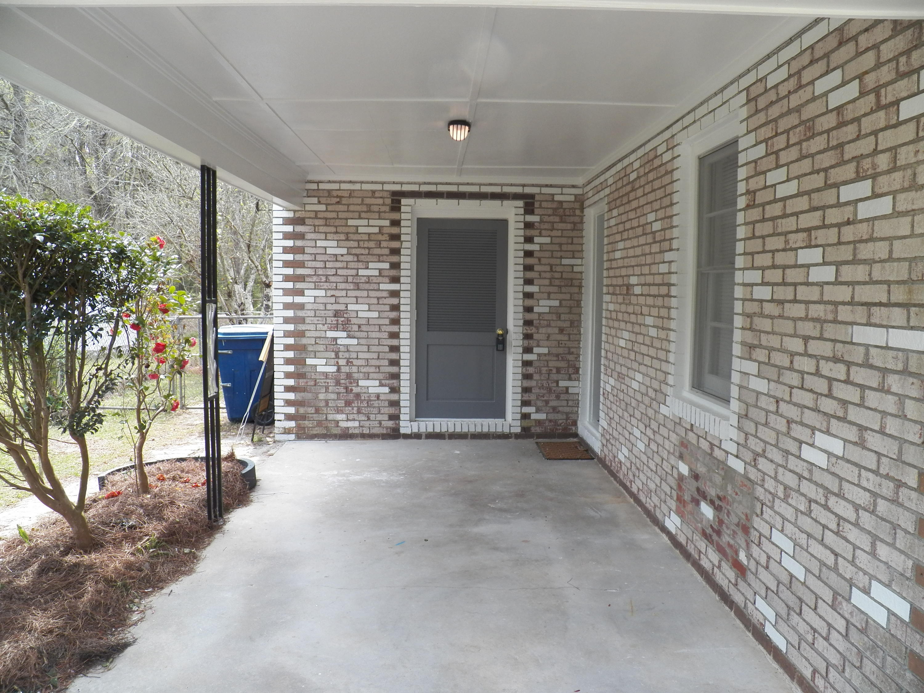 3221 Bonanza Road Charleston, SC 29414 - Photo 5 of 22 05