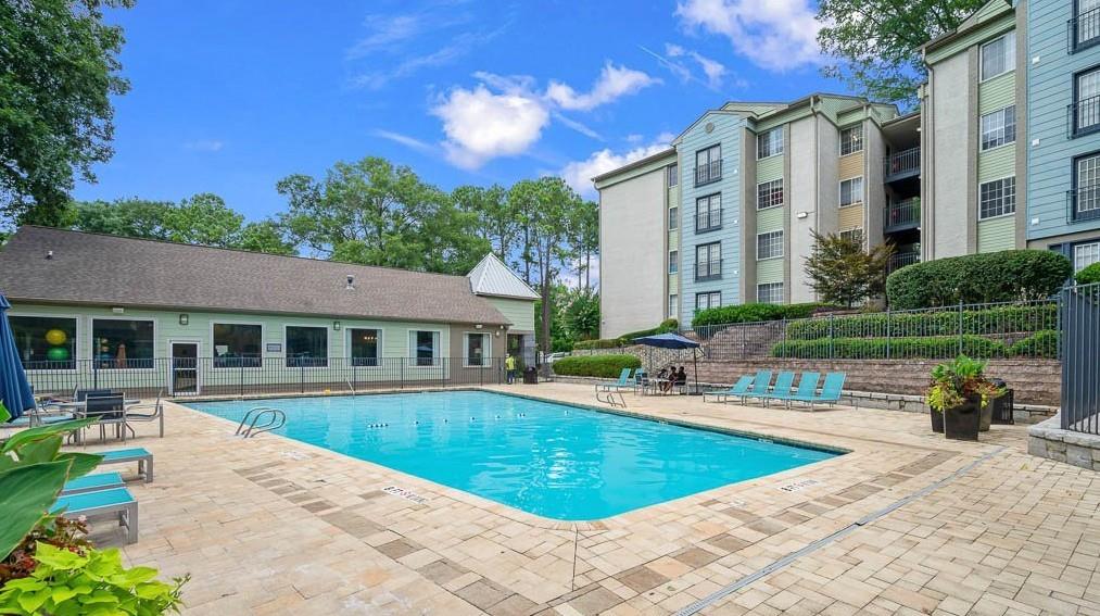 5555 Roswell Road Northeast, Unit 13 Sandy Springs, GA 30342 - Photo 10 of 23