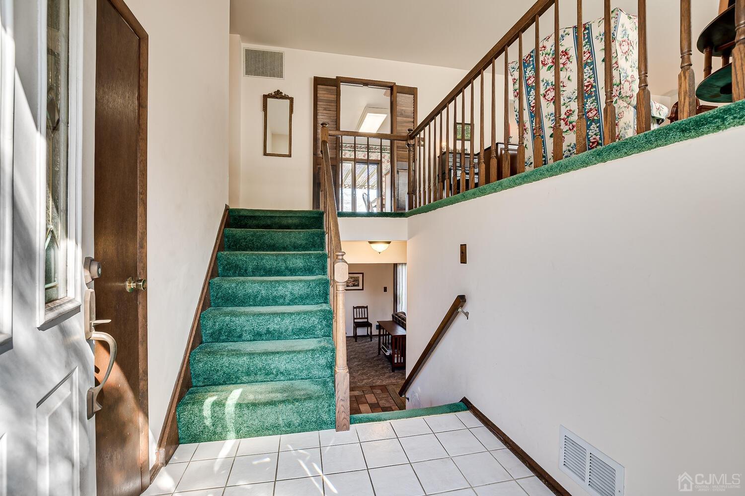 30 Baltic Street Edison, NJ 08820 - Photo 7 of 42 a view of entryway