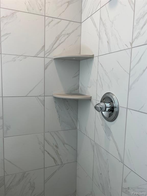 22649 Novi Road Novi, MI 48375 - Photo 63 of 66 Gallery Image 63