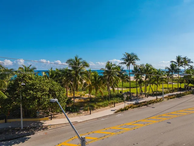 $4,950,000 | 499 North Ocean Boulevard, Unit 4, Pompano Beach, FL 33062