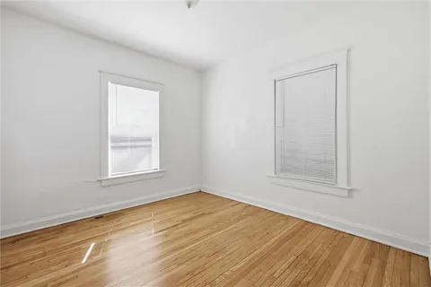 $329,000 | 4008 Charlotte Street, Kansas City, MO 64110