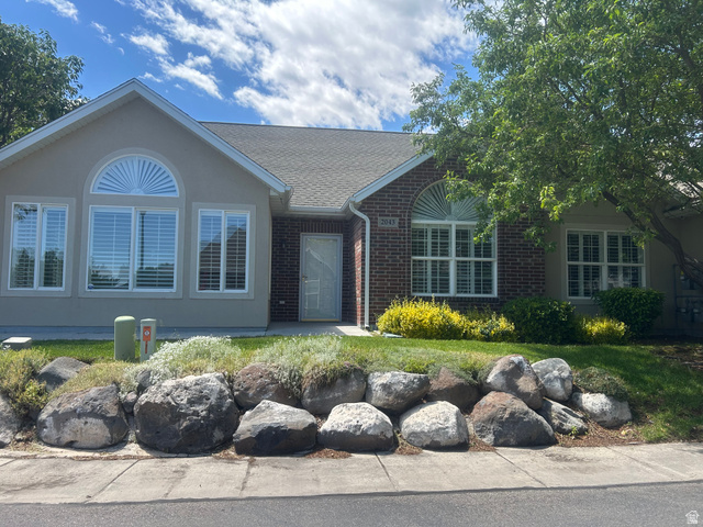 2043 Abbey View Road West Jordan, UT 84088 - Photo 2 of 15