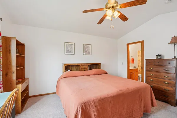 $464,900 | 316 Burl Oak Drive, DeForest, WI 53532