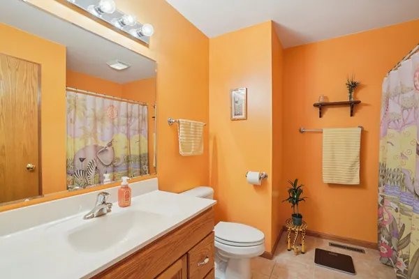 $464,900 | 316 Burl Oak Drive, DeForest, WI 53532