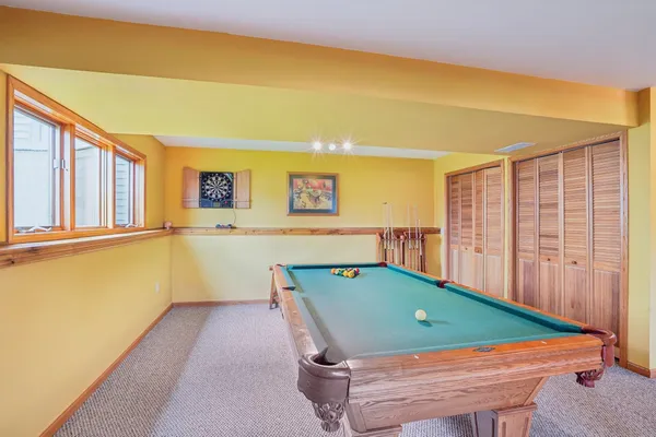 $464,900 | 316 Burl Oak Drive, DeForest, WI 53532