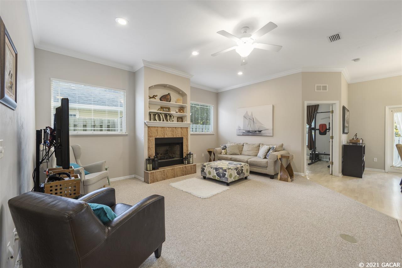 7887 Southwest 84th Way Gainesville, FL 32608 - Photo 6 of 30