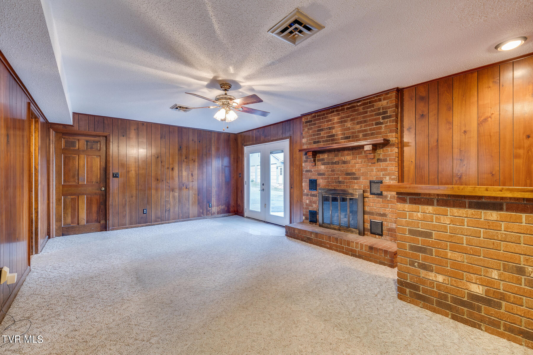 220 Slagle Road Elizabethton, TN 37643 - Photo 18 of 69 015