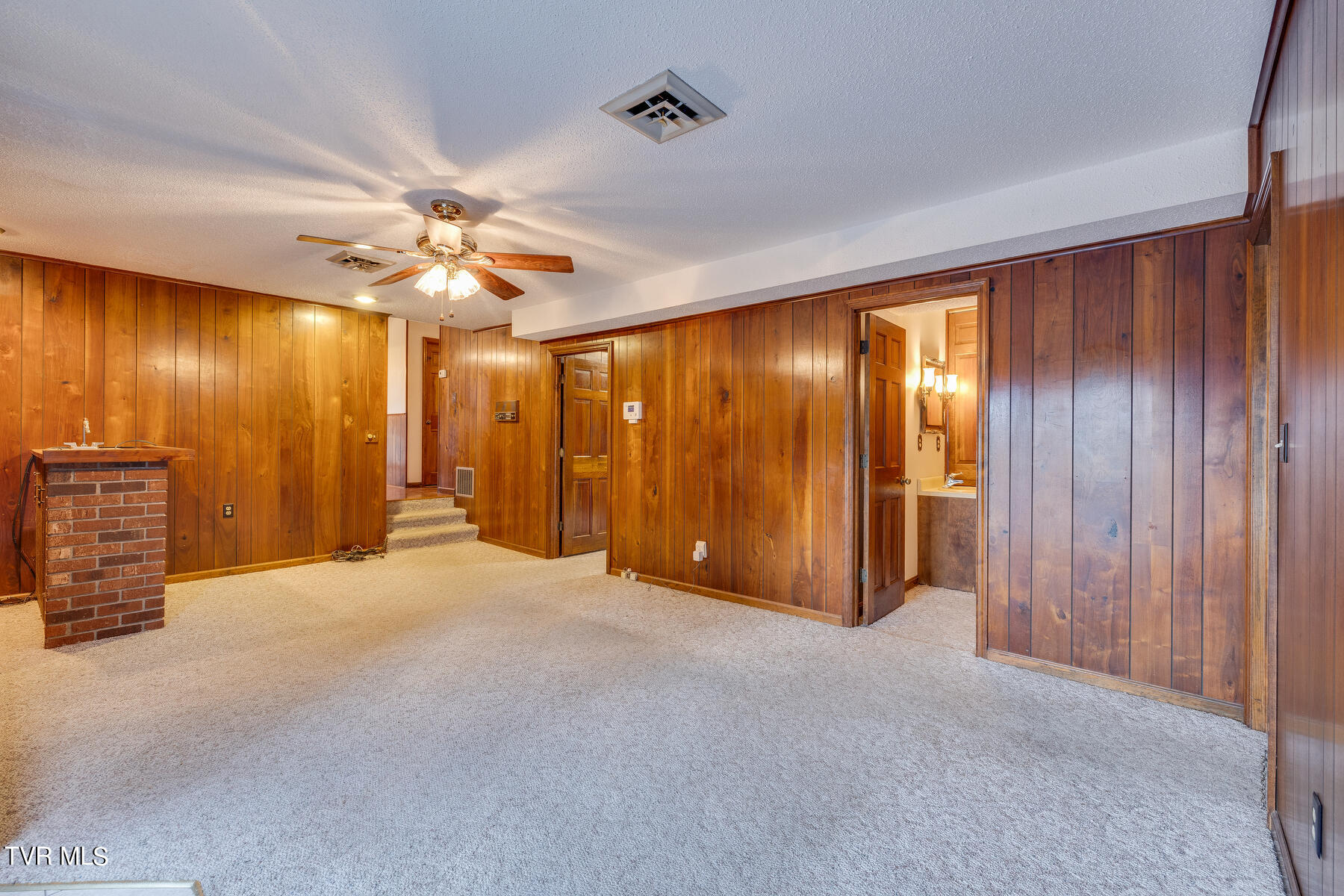 220 Slagle Road Elizabethton, TN 37643 - Photo 20 of 69 017