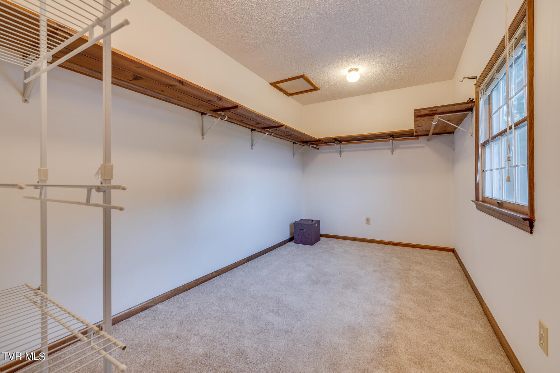 220 Slagle Road Elizabethton, TN 37643 - Photo 30 of 69 027