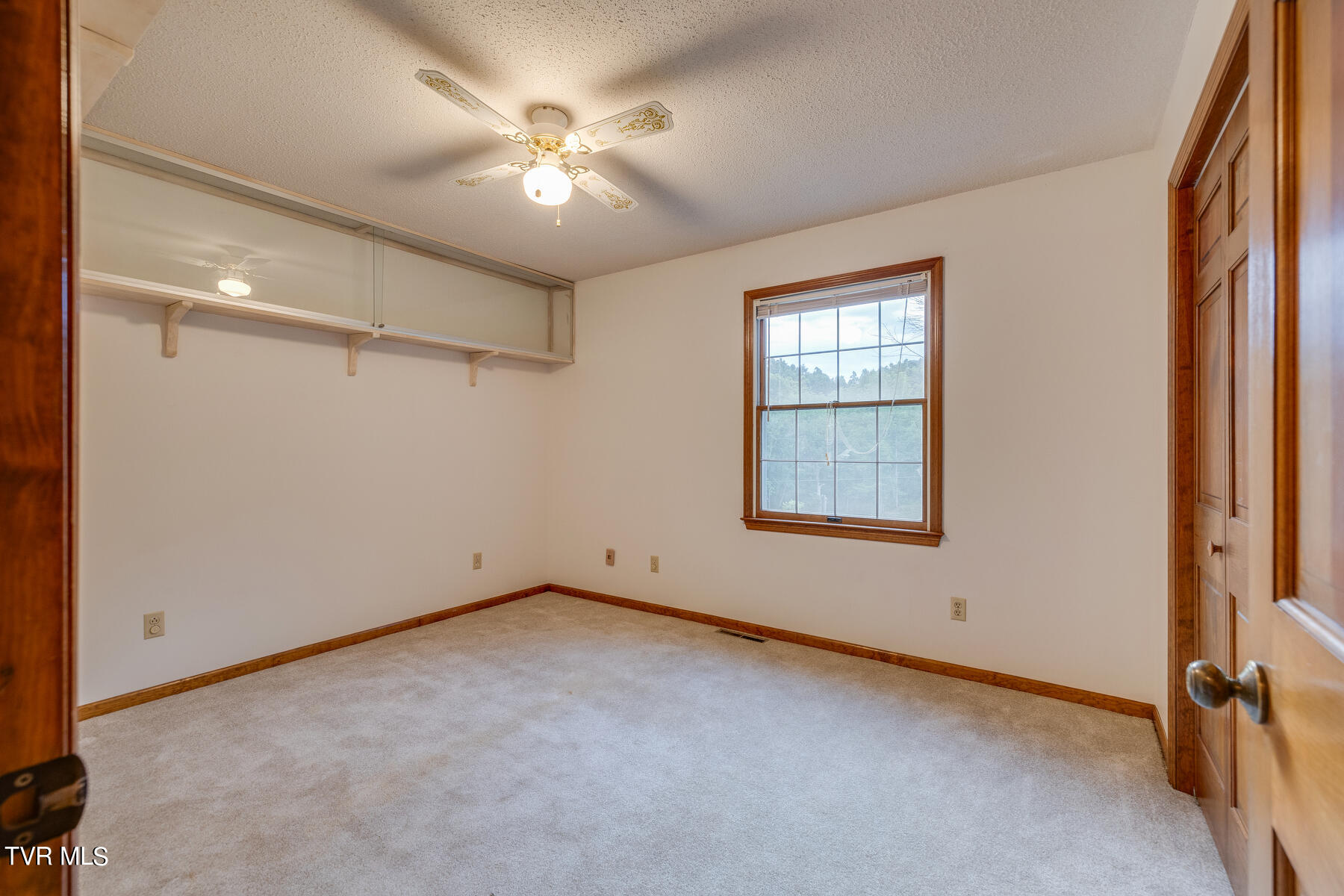 220 Slagle Road Elizabethton, TN 37643 - Photo 31 of 69 028