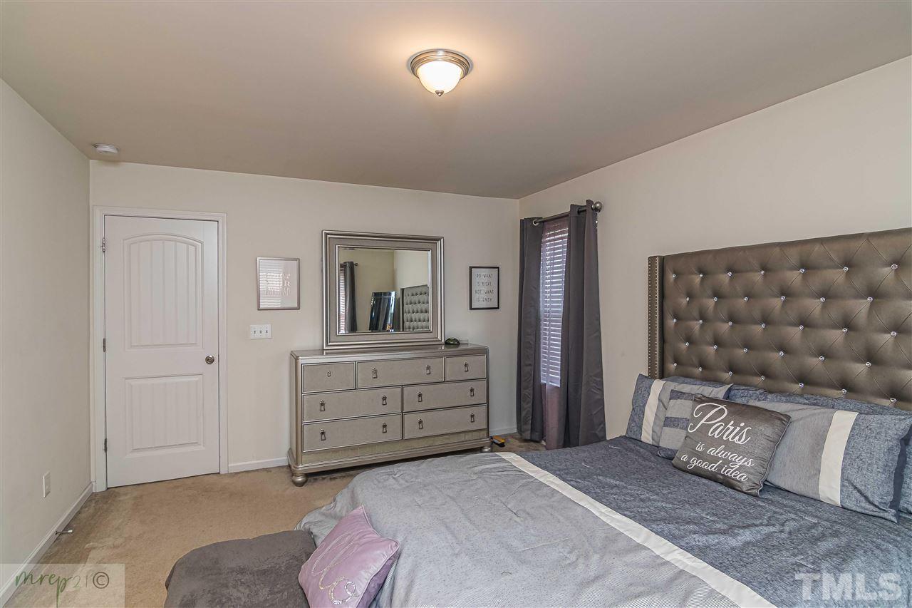 3003 Bluegrove Road Raleigh, NC 27610 - Photo 4 of 14