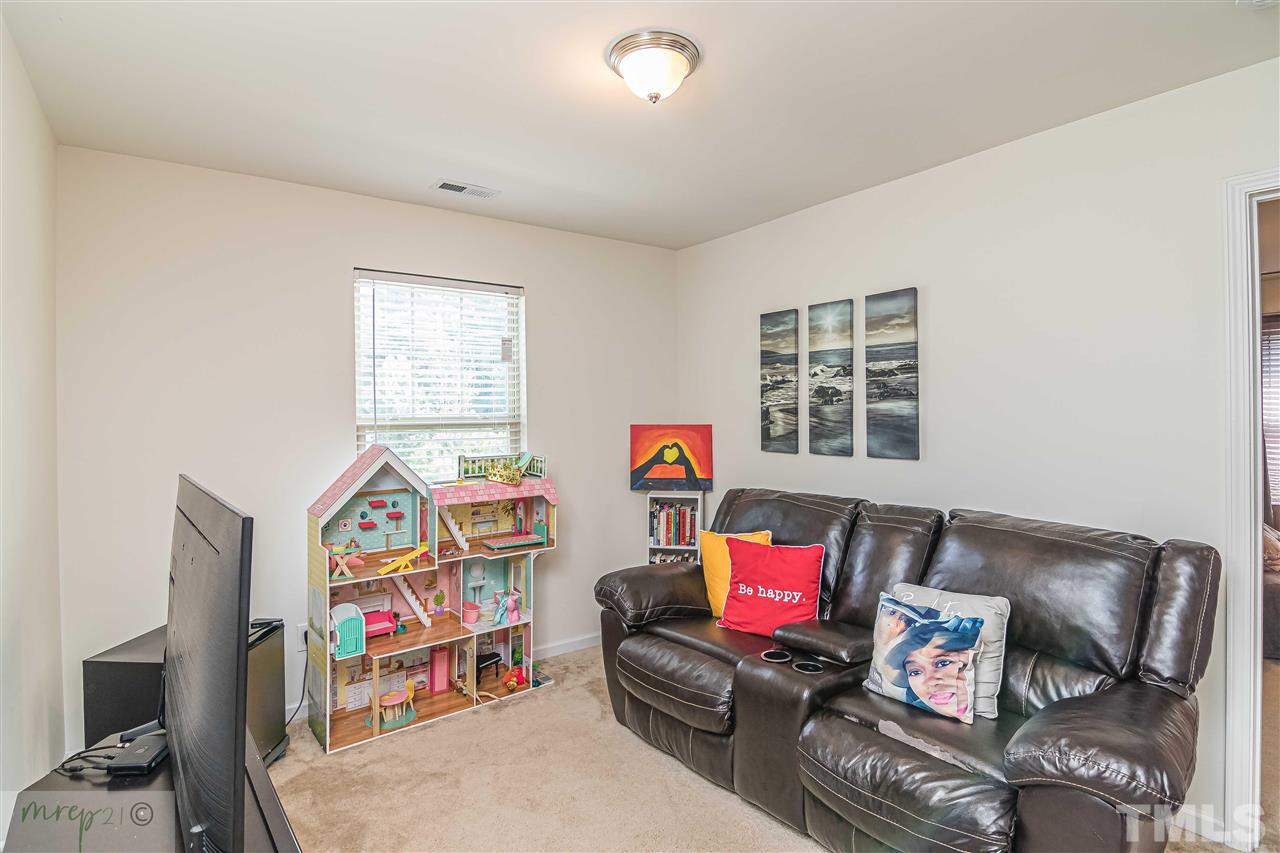 3003 Bluegrove Road Raleigh, NC 27610 - Photo 10 of 14