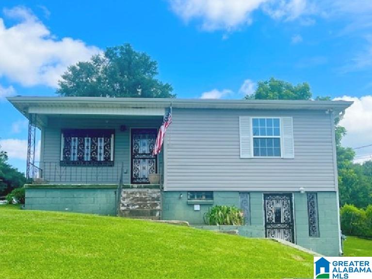 445 Oak Street Bessemer, AL 35022 - Photo 1 of 10