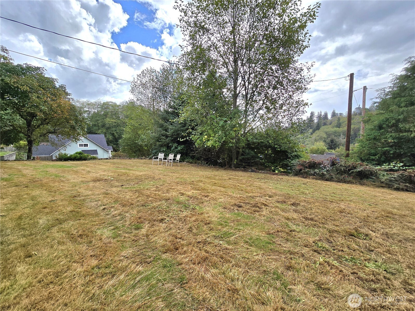 2216 Pershing Street Aberdeen, WA 98520 - Photo 2 of 37 Gallery Image 2