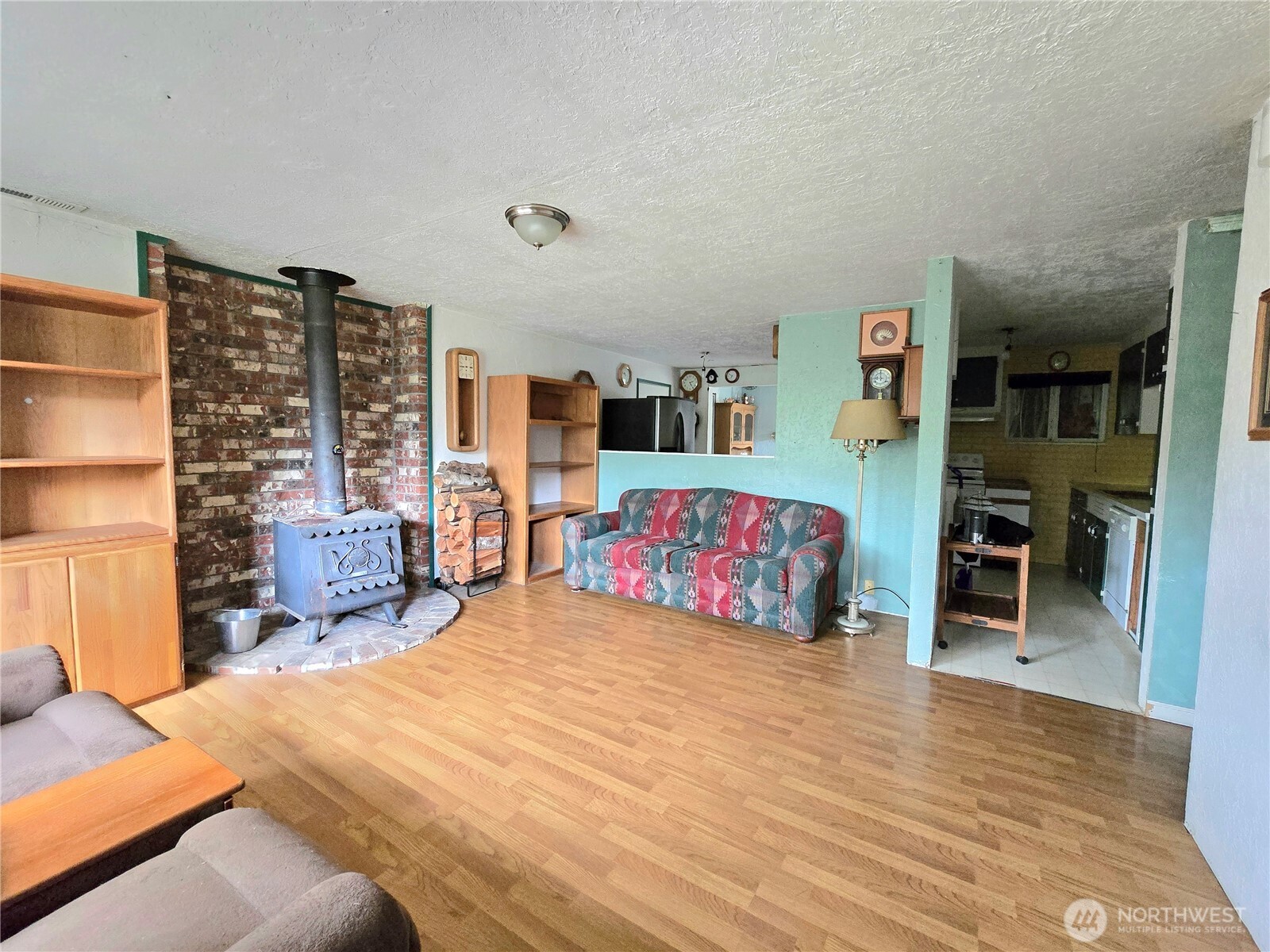 2216 Pershing Street Aberdeen, WA 98520 - Photo 3 of 37 Gallery Image 3