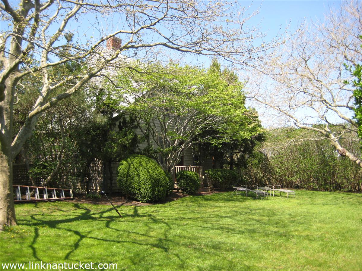 54 North Beach Street Nantucket, MA 02554 - Photo 14 of 14