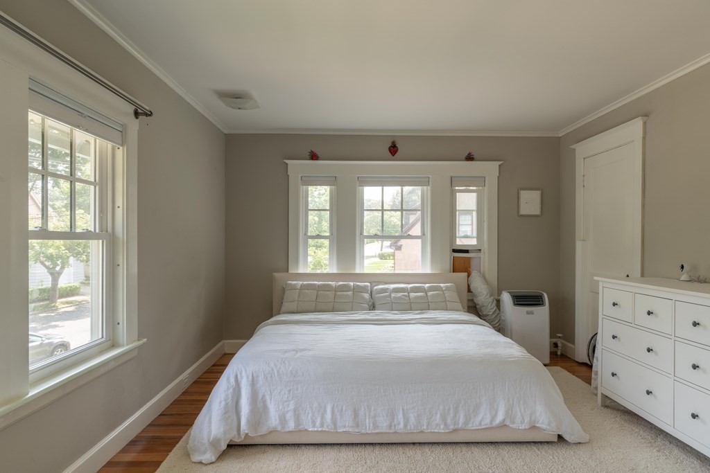 23 Wellesley Road Holyoke, MA 01040 - Photo 19 of 25 Gallery Image 19