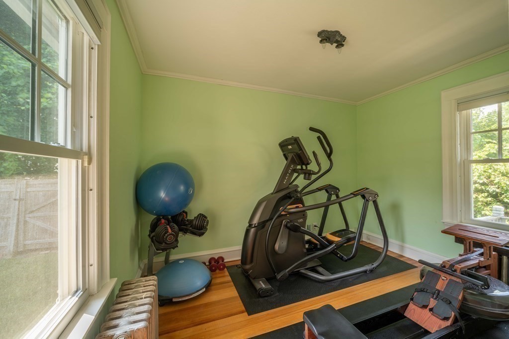 23 Wellesley Road Holyoke, MA 01040 - Photo 25 of 25 Gallery Image 25