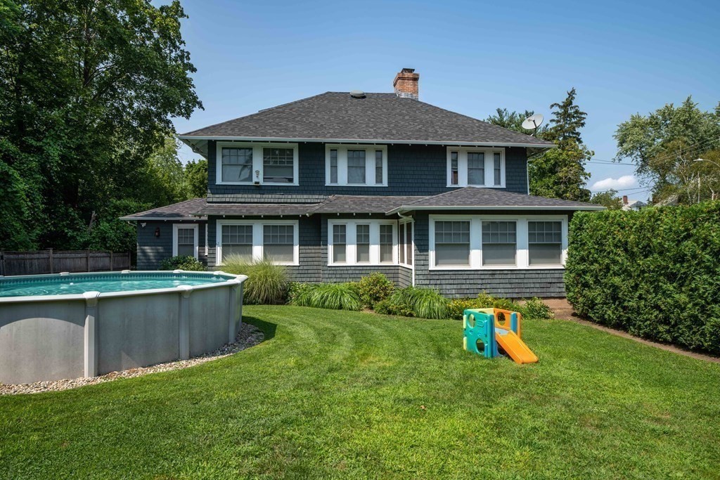 23 Wellesley Road Holyoke, MA 01040 - Photo 5 of 25 Gallery Image 5
