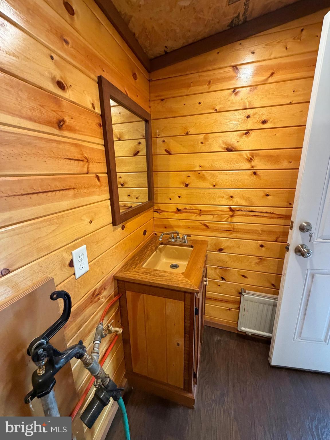 1419 Paul's Woods Road Delray, WV 26714 - Photo 36 of 105