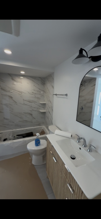 7 R Washington Street, Unit 2 Gloucester, MA 01930 - Photo 4 of 7