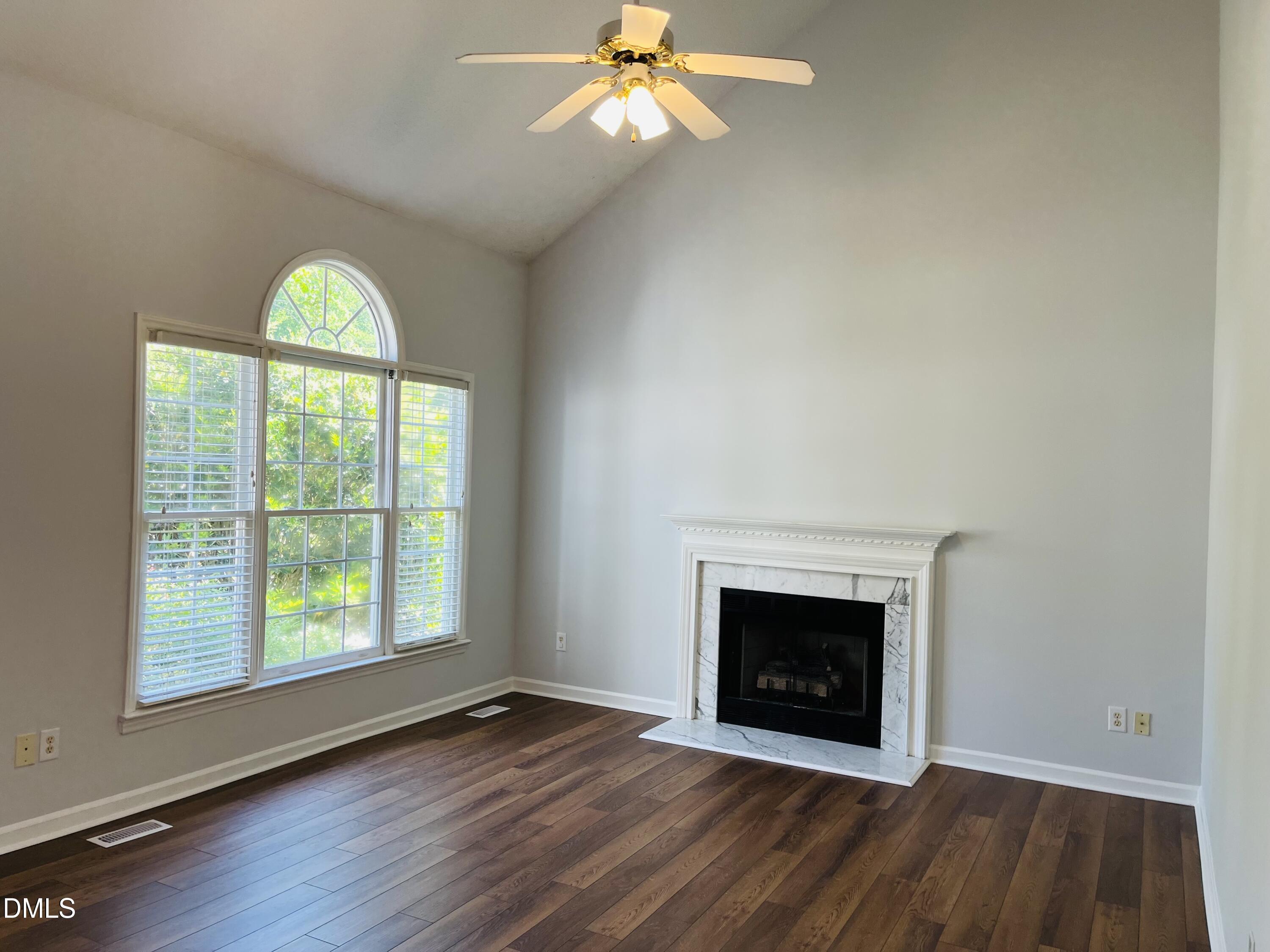 504 Quest Ridge Drive Fuquay-Varina, NC 27526 - Photo 3 of 15 IMG_8204