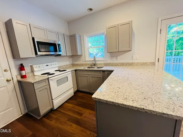 $1,895 | 504 Quest Ridge Drive, Fuquay-Varina, NC 27526