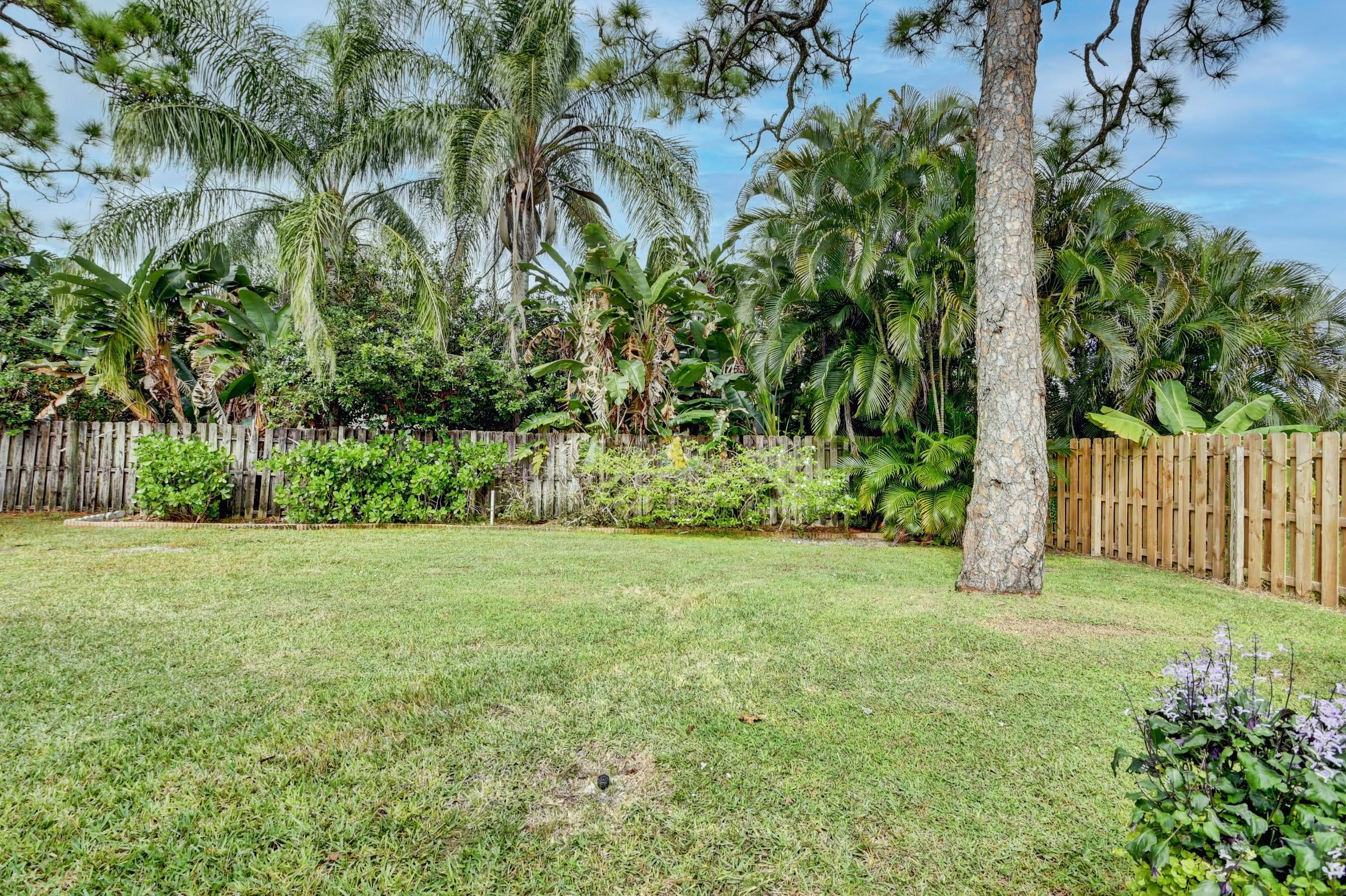 1499 Southwest 17th Street Boca Raton, FL 33486 - Photo 43 of 50 Backyard