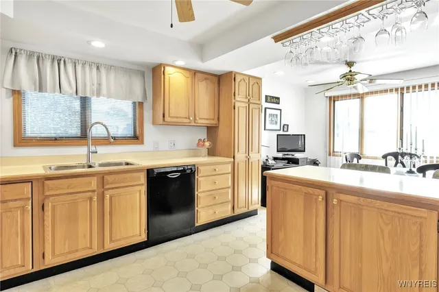 $900,000 | 3976 Southwestern Boulevard, Orchard Park, NY 14127