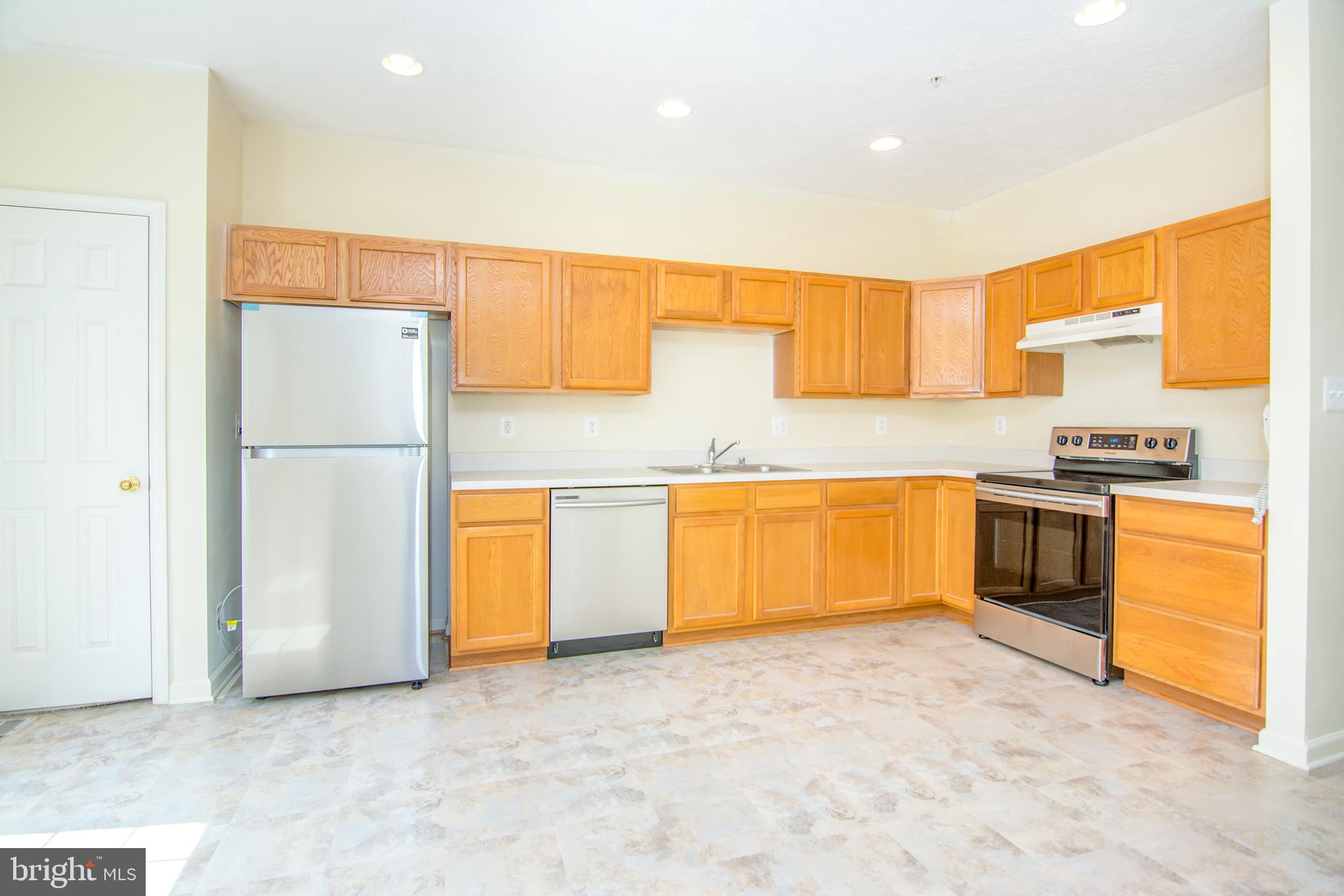 1004 Hickam Road Baltimore, MD 21220 - Photo 14 of 27
