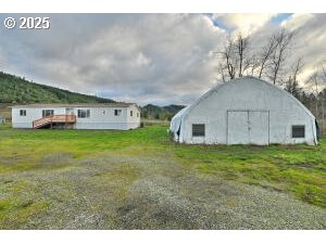 1330 Glenbrook Loop Road Riddle, OR 97469 - Photo 2 of 26