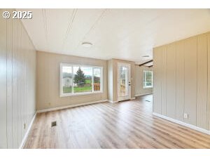 1330 Glenbrook Loop Road Riddle, OR 97469 - Photo 10 of 26