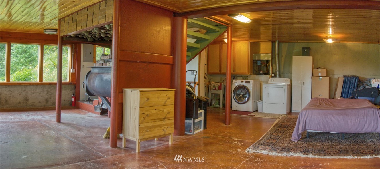 2707 Dabob Road Quilcene, WA 98376 - Photo 20 of 36 a utility room with dryer and washer