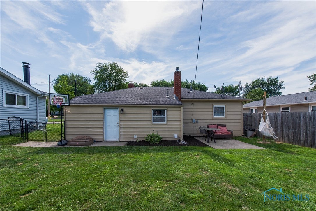 1123 Cresceus Road Oregon, OH 43616 - Photo 23 of 28 Gallery Image 23