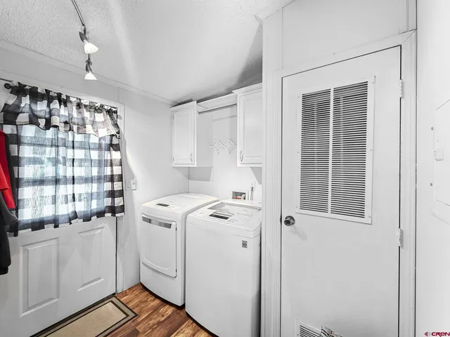 a view of utility room with washer and dryer