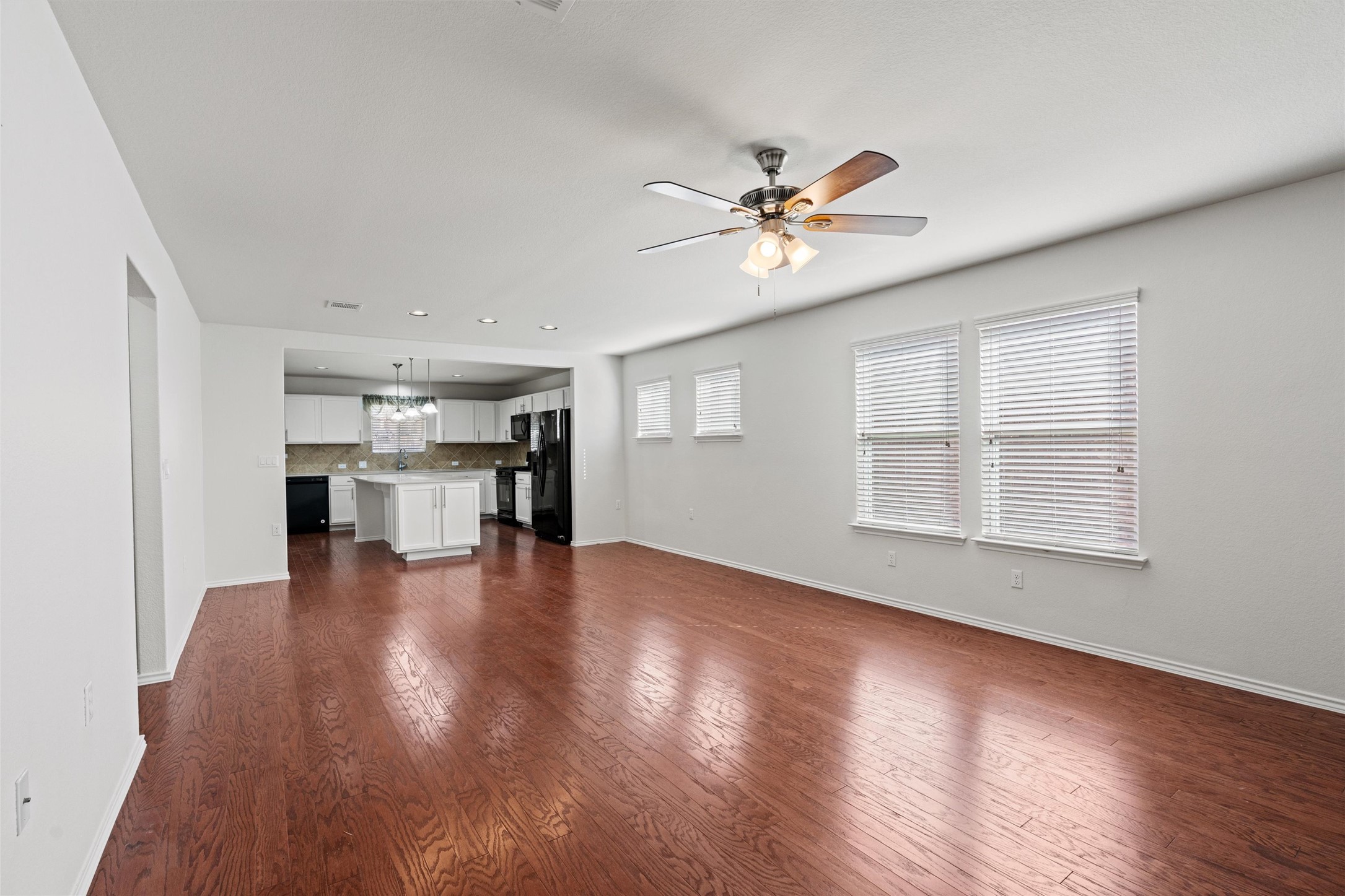 206 Paint Creek Lane Georgetown, TX 78633 - Photo 6 of 30