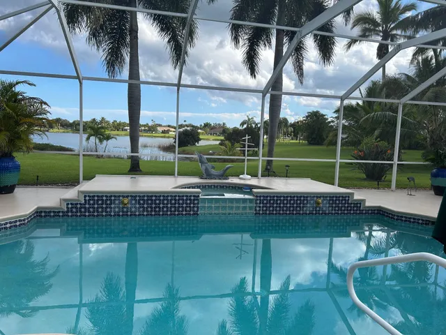 a view of outdoor space