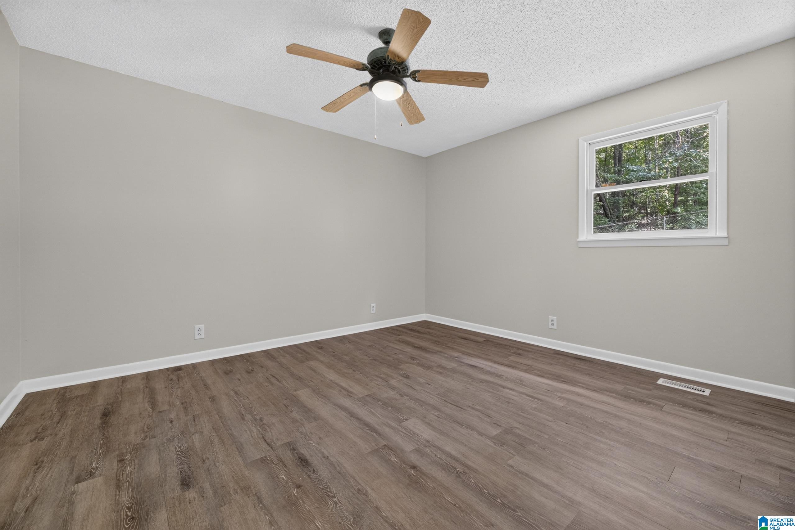 813 Sunshine Avenue Oneonta, AL 35121 - Photo 22 of 54