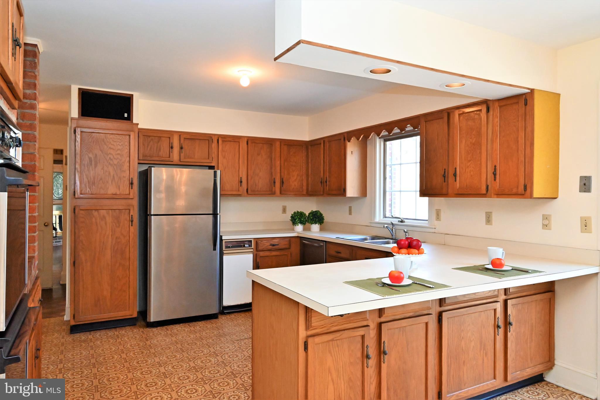 629 Lawrenceville Road Princeton, NJ 08540 - Photo 7 of 39 Kitchen