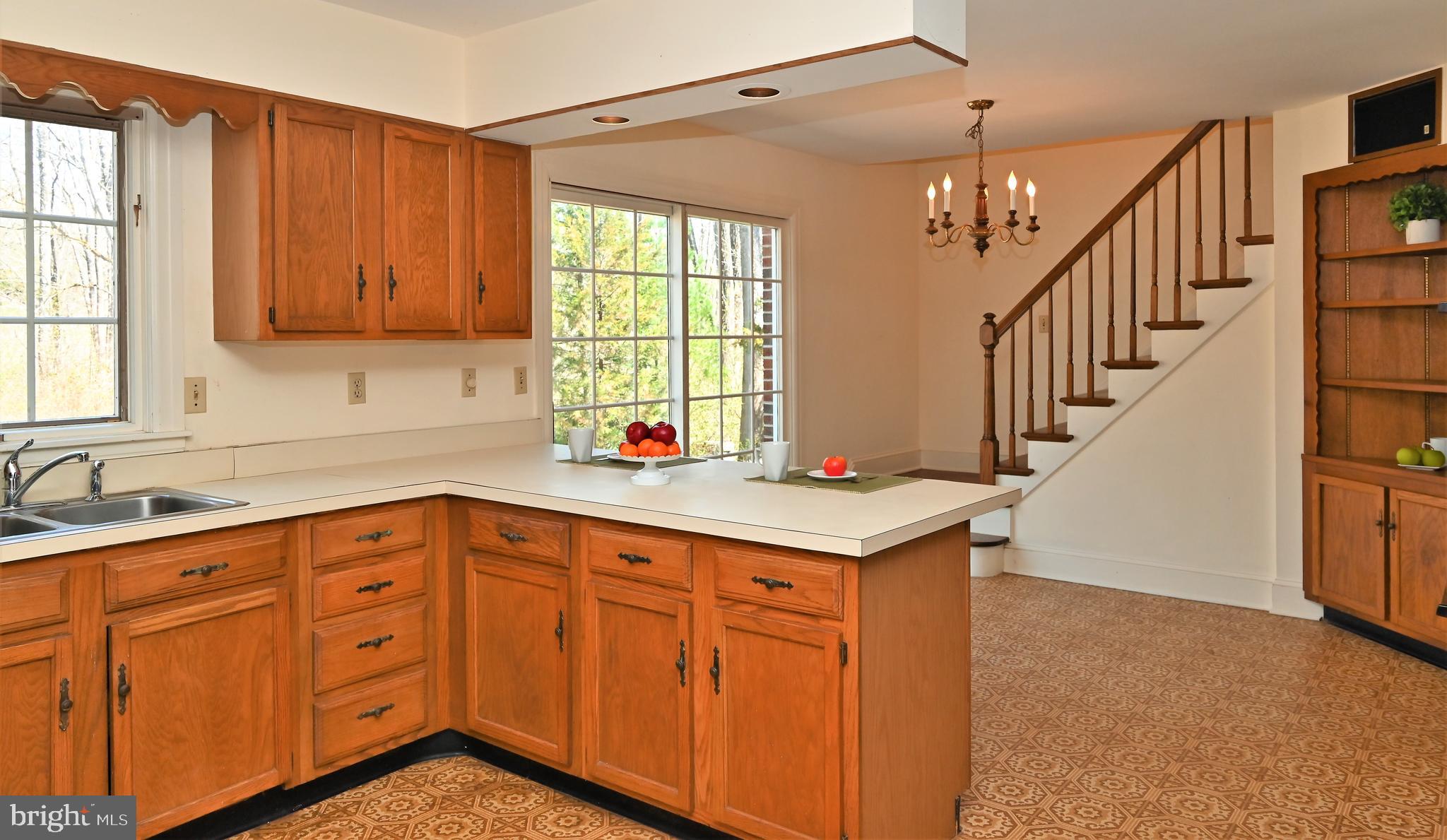 629 Lawrenceville Road Princeton, NJ 08540 - Photo 8 of 39 Kitchen