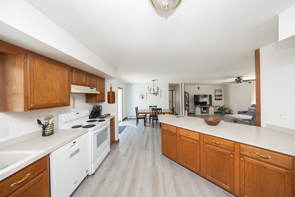 2266 Old Turnpike Road Oakham, MA 01068 - Photo 15 of 23