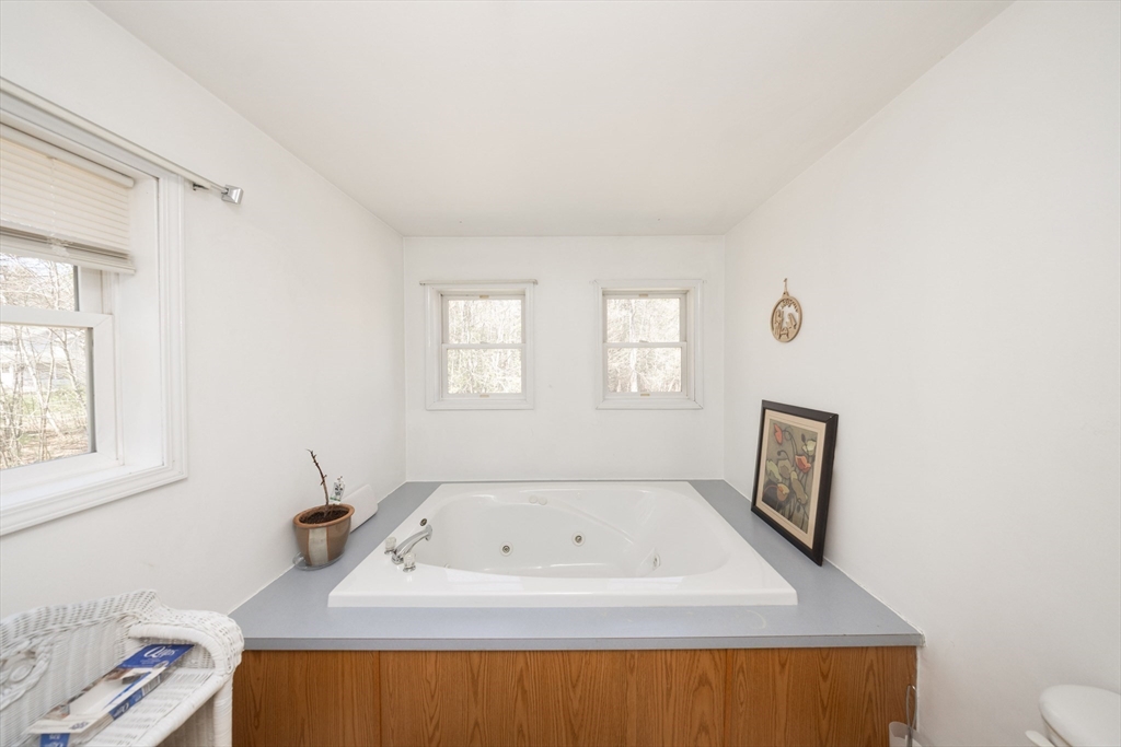 2266 Old Turnpike Road Oakham, MA 01068 - Photo 20 of 23