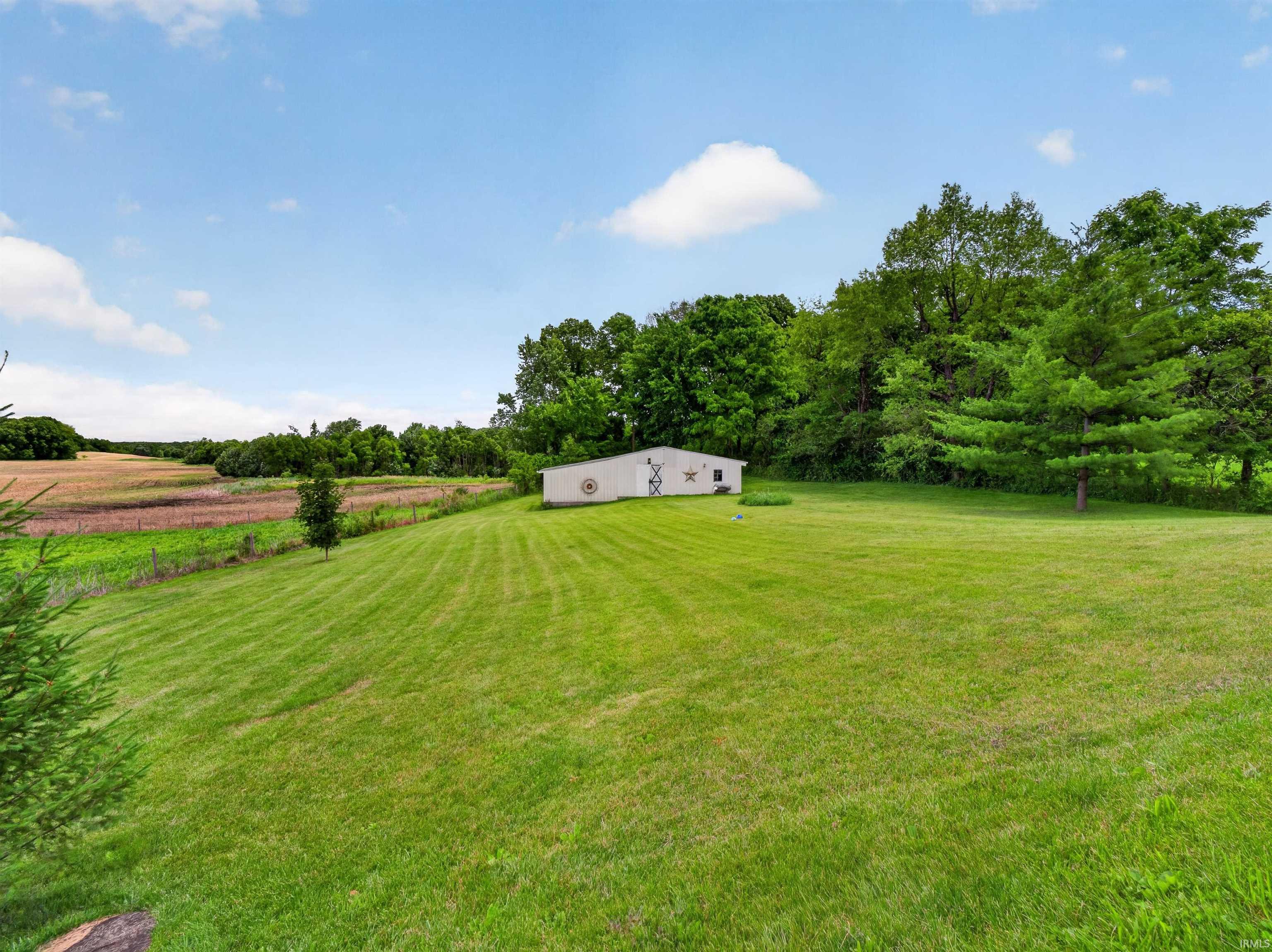 17902 Wappes Road Churubusco, IN 46723 - Photo 13 of 48