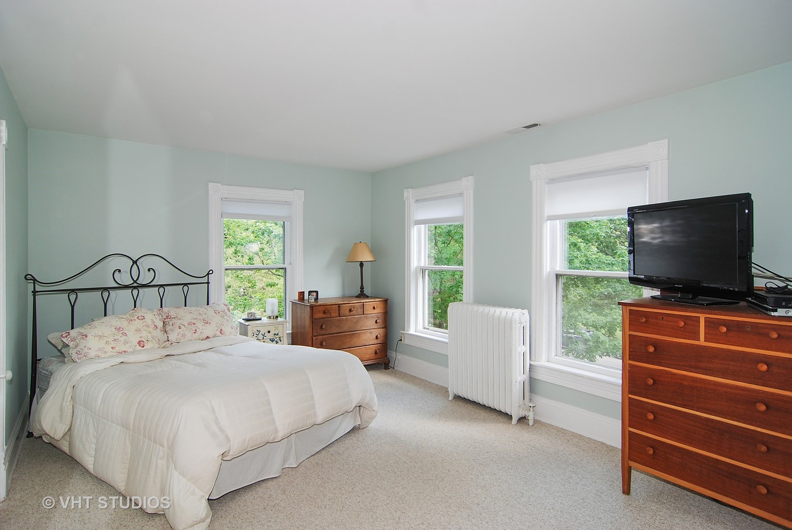 292 Fairbank Road Riverside, IL 60546 - Photo 6 of 33