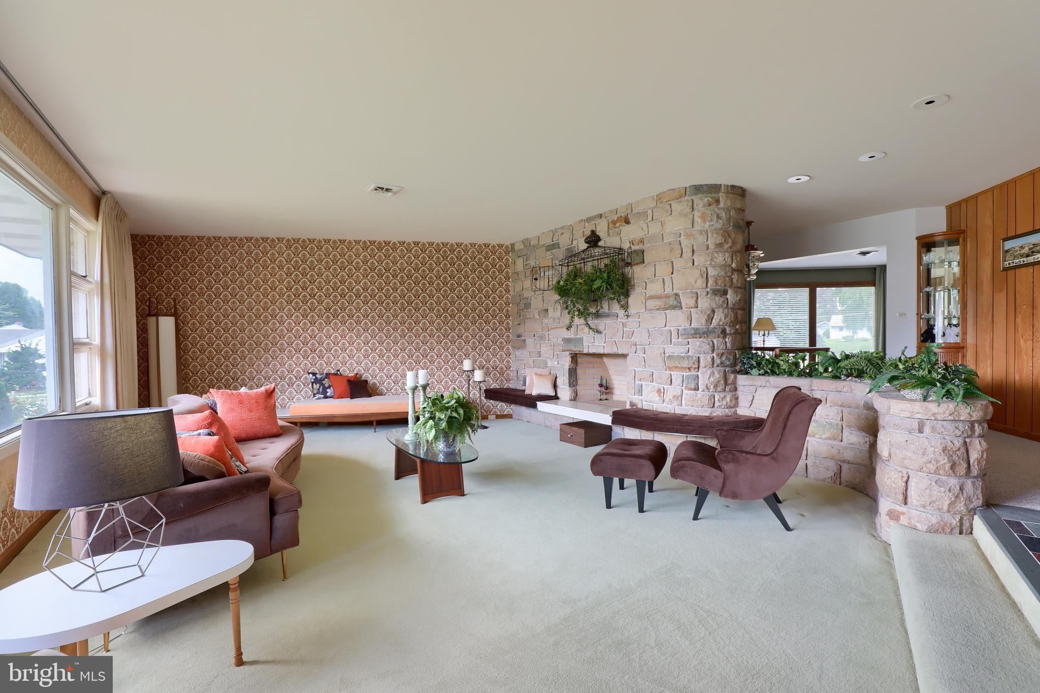 427 Maple Avenue Hershey, PA 17033 - Photo 10 of 44