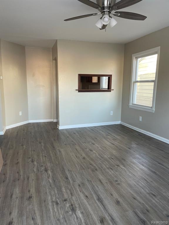 14566 Toepfer Road Warren, MI 48089 - Photo 3 of 12