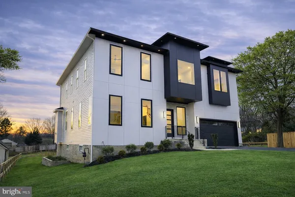 $12,000 | 2613 Beacon Hill Road, Alexandria, VA 22306