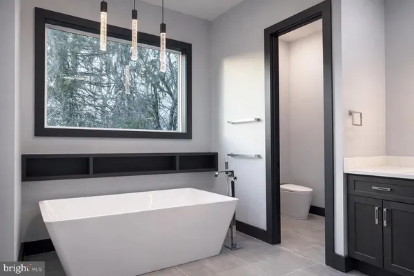 $12,000 | 2613 Beacon Hill Road, Alexandria, VA 22306