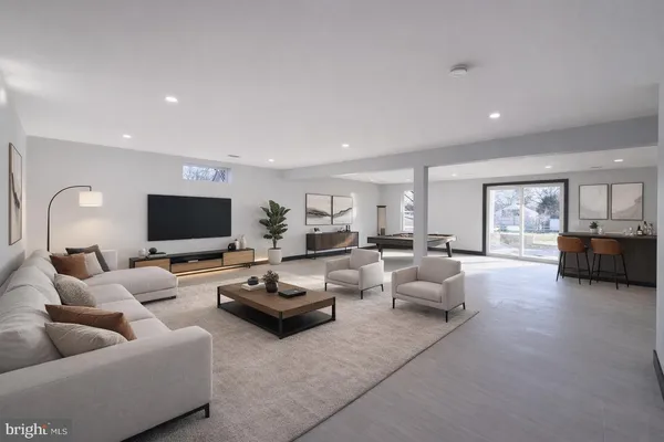 $12,000 | 2613 Beacon Hill Road, Alexandria, VA 22306